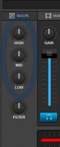 Trois potentiomètres d'égalisation (EQ) dans Virtual DJ