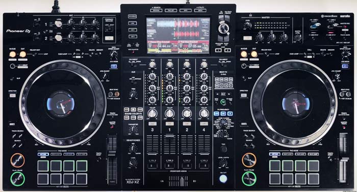 Come funziona una console DJ (botoni e funzioni)